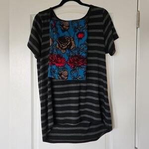 Lularoe Classic t and Cassie skirt